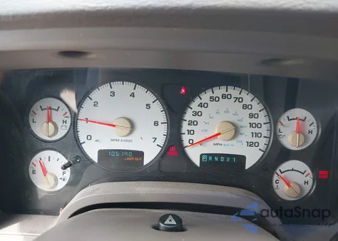 2002 Dodge Ram 1500 z USA, uszkodzony, nr VIN 1D7HA16K82J133011